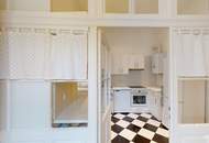 Wunderschöne Altbauwohnung mit Balkon
