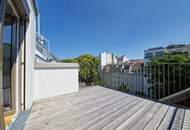 Dachgeschosswohnung mit drei Freiflächen und exklusiver Dachterrasse