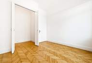 Luxus 4-Zimmer Altbaujuwel beim Schloßquadrat.