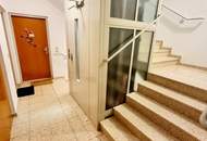 Ihre neue Adresse: Möbliert / Modern / Mittendrin! Perfekt aufgeteilte 2-Zimmer Wohnung + Beste Anbindung und Infrastruktur + Voll möbliert und renoviert + Hofruhelage! Jetzt Bestpreis sichern!