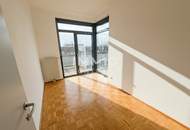 Helle Dachterrassen-Wohnung im Zentrum der Stadt St. Valentin