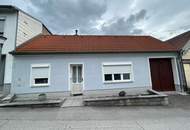 *PREISREDUKTION* Gepflegtes Landhaus in ruhiger Lage mit Innenhof
