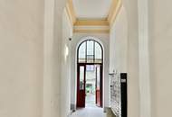 Preisreduktion: Stilvoll sanierte Altbau-2-Zimmerwohnung in ruhiger Innenhoflage