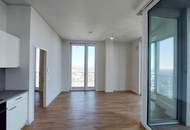 Urbanes Wohnen mit Rooftop Pool, Spa &amp; Skylineblick – TOWER HOMES