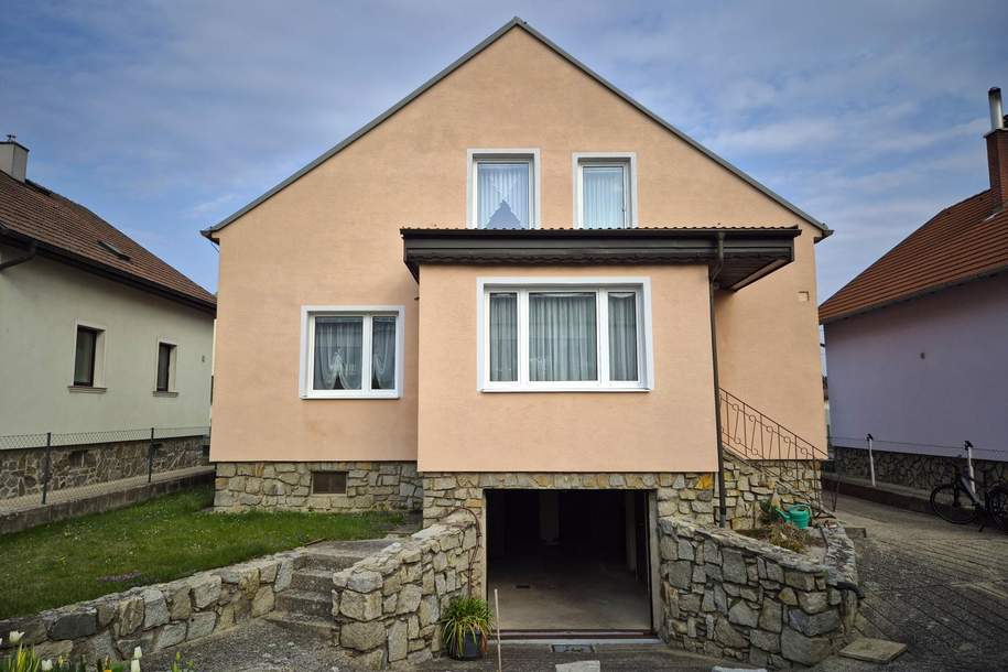 GEPFLEGTES EINFAMILIENHAUS MIT GARAGE UND SCHÖNEM GARTEN, Haus-kauf, 339.000,€, 2013 Hollabrunn