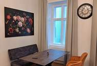 Stadt-Wohnung: Charmant sanierte Altbauwohnung im gepflegten Gründerzeithaus in absoluter Hofruhelage - unweit der Volksoper