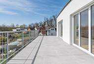 Erstbezug: Lichtdurchflutetes Penthouse mit Panorama-Ausblick