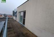 Wundervolle Dachgeschosswohnung mit großer Dachterrasse