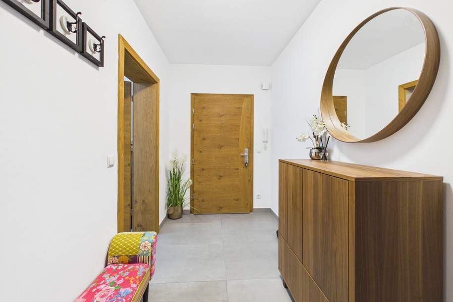 Wohnen wie im Neubau – stilvoll kernsanierte 3-Zimmer-Wohnung mit südseitiger Loggia in ruhiger Grünlage von Graz-Gösting, Wohnung-kauf, 289.000,€, 8051 Graz(Stadt)