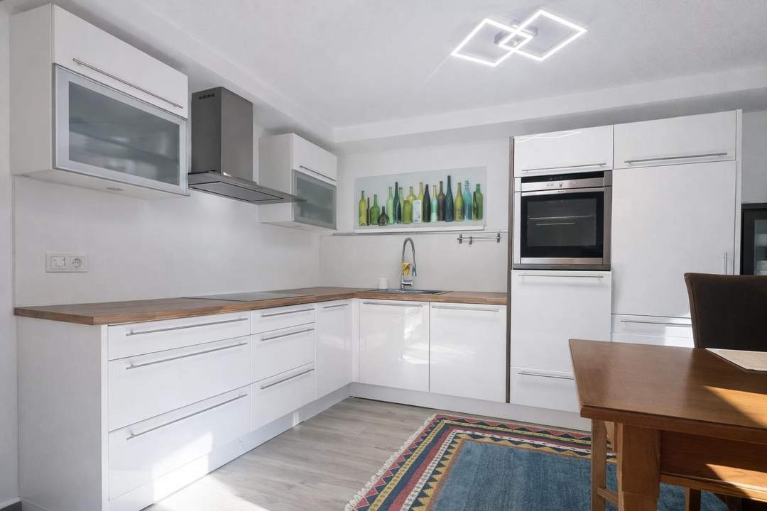 Kompakt wohnen mit Komfort und Außenbereich in Landeck!