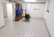 Podersdorf- Zweifamilienhaus mit Lagerhalle und Garten- viel Platz für alle!