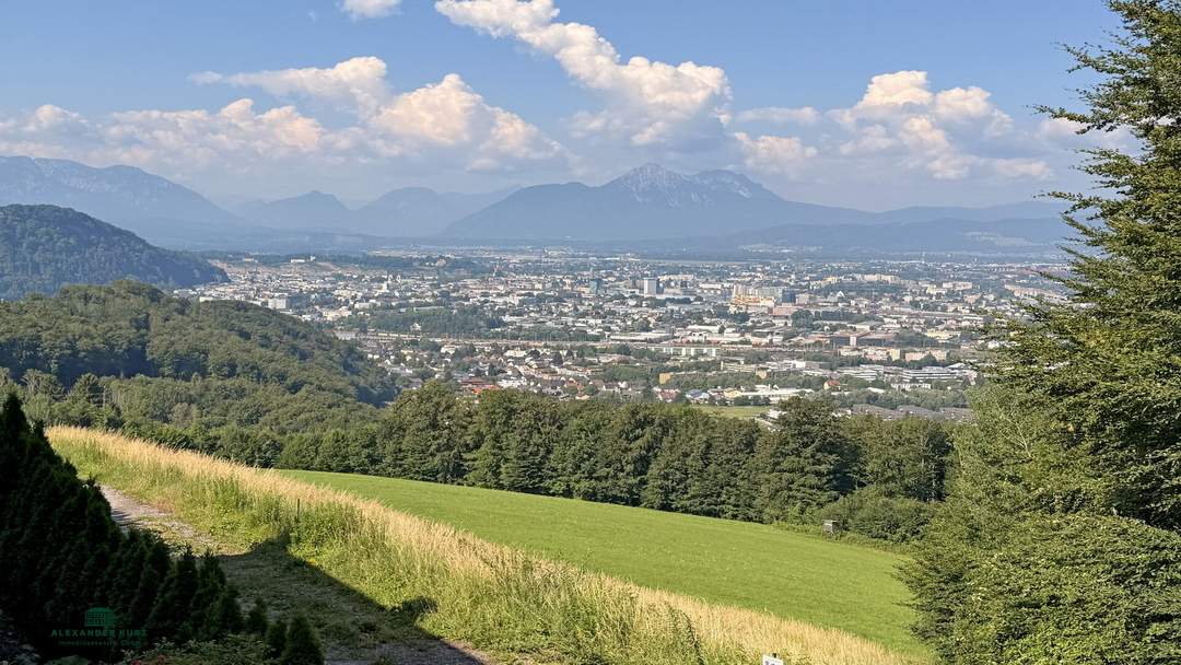 Ruheoase am Heuberg mit einzigartigem Blick auf Salzburg