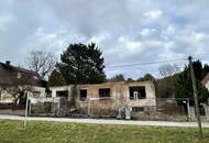 Großes Grundstück für Bauträger oder privaten Wohnbau! Bebauungsstudie vorhanden! Altbestand!