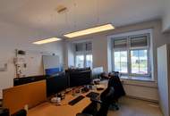 Grosszügiges Büro nahe Regierungsviertel inkl. Parkplätze