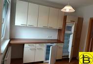 15549 Top Wohnung mit Balkon, Top Lage!