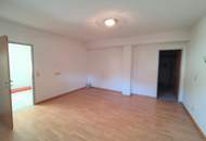 Sofort verfügbar - Geschäftslokal in sehr guter Frequenzlage mit großer Auslagenfront - Kärntnerstrasse Lienz