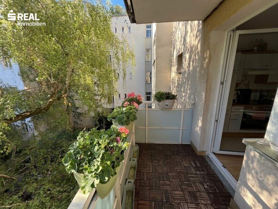 Gemütliche 1-Zimmer-Wohnung mit Balkon in ruhiger Innenhoflage - befristet vermietet bis 2028