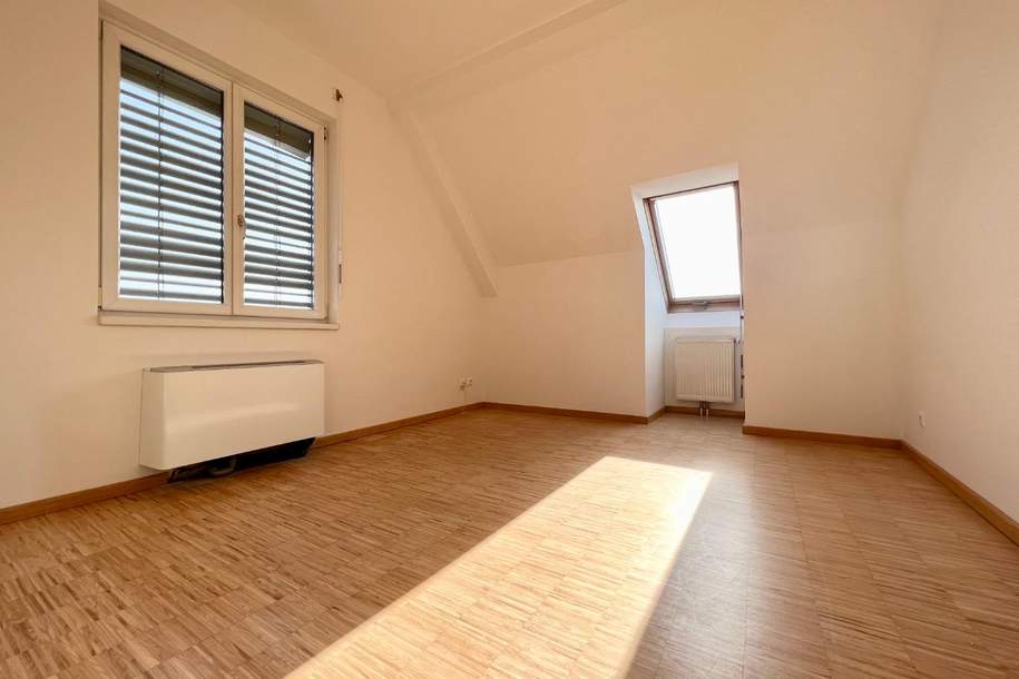 Helle 2 Zimmer Dachgeschosswohnung, Wohnung-miete, 750,00,€, 2291 Gänserndorf
