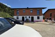 NUR NOCH 2 EINHEITEN: Doppelhaushälften mit Doppelcarport und PV-Anlage in Lobmingtal