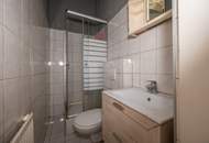 ++Airbnb++ Renovation Opportunity: 2-Room Apartment in Prime Location