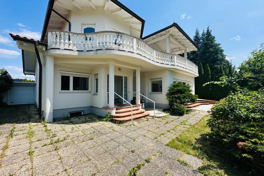 Großzügige Villa in Graz-Straßgang auf sonnigem Grundstück mit hoher Bebauungsdichte!, Haus-kauf, 800.000,€, 8054 Graz(Stadt)