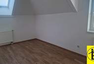 15444 Ortsrandlage! Große Terrasse! Neu saniert!