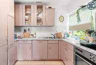 Zwei Häuser. Ein Rückzugsort. Ihre grüne Oase vor den Toren Wiens.