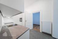 Elegante 3-Zimmer Altbauwohnung mit Balkon, Nähe Karlsplatz