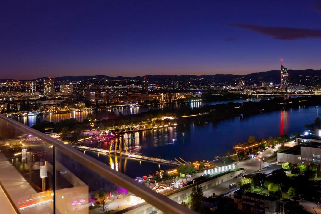“Danube Flats | 19th Floor with Panoramic Danube Views”