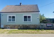 Einfamilienhaus mit Naturgarten,Werkstatt, beheizbares Nebengebäude, Carport