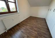 Ruhige 3-Zimmer-Wohnung mit Balkon & Kaminofen