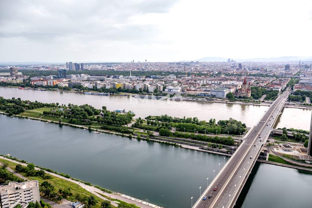 Exklusive Panorama-Residence im DC Tower 2 – 3 Zimmer, Ecklage & Kaiserwasserblick
