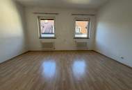 renovierte Single- Wohnung im Zentrum zu vermieten