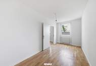Renovierte, sonnendurchfutete 2 Zimmer-Wohnung mit Lift in 1100 Wien!