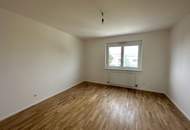 Top-sanierte 4-Zimmer Wohnung mit Balkon