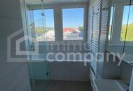 Dachgeschossmaisonette mit einer Traumterrasse und vollmöblierter Küche