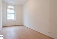 Zweitbezug: 4-Zimmer-Altbauwohnung in Citynähe - Dachgeschoss m. Klimaanlage - ab 1.3. 2026 !