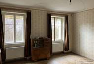 Historisches, sanierungsbedürftiges Winzerhaus mit großem Ruhegarten | ZELLMANN IMMOBILIEN
