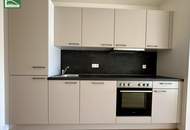 Großzügige 2-Zimmer Wohnung inkl. Einbauküche &amp; Freifläche - ab 01.06. beziehbar!