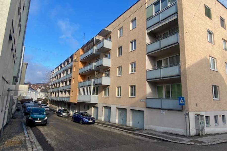 Top Sanierte, 4 Zimmer Wohnung in Linz Urfahr nähe Lentia und 5 Minuten zur Strassenbahn, Wohnung-miete, 1.300,00,€, 4020 Linz(Stadt)