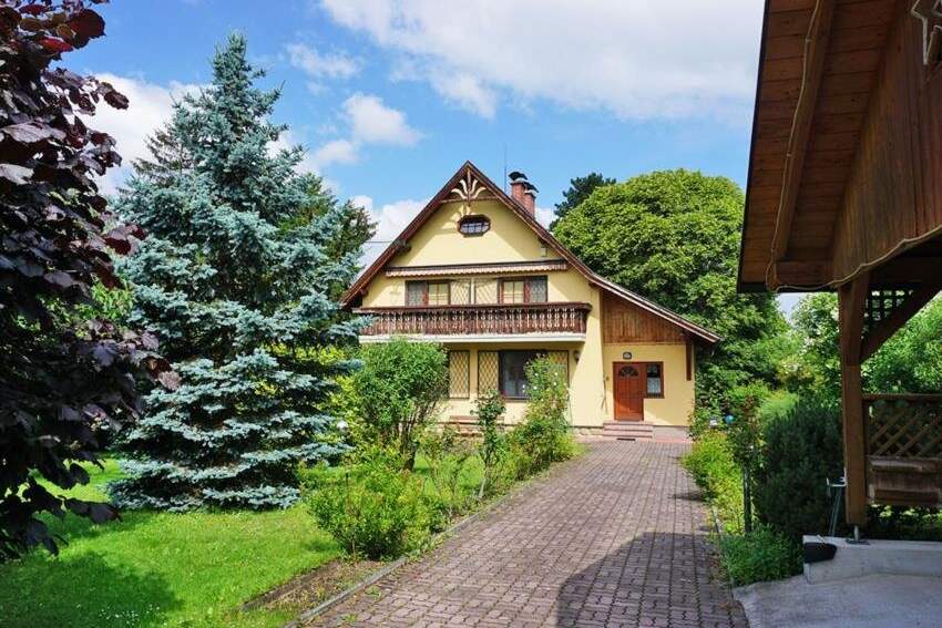 Charmantes Wienerwaldhaus mit ebenem Garten in herrlicher Ruhelage - TEILBAR!, Haus-kauf, 890.000,€, 3003 Sankt Pölten(Land)