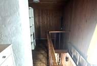 Kleines Haus mit Garten und Carport für Hobbygärtner