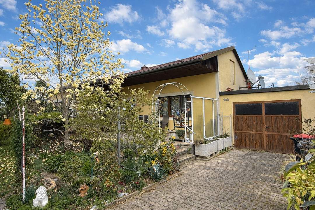 zentrumsnaher Bungalow mit sonnigem Garten zu verkaufen