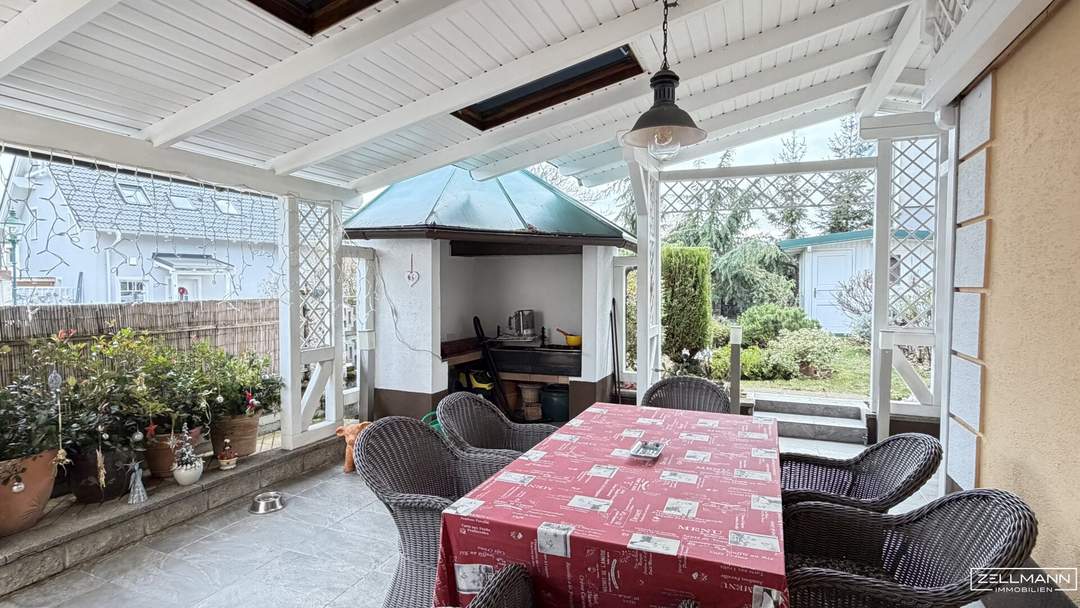 Einfamilienhaus mit Terrasse, Gartenidylle & herrlichem Dachblick | ZELLMANN IMMOBILIEN