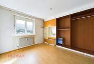 Praktische Wohnung mit Balkon und Garage