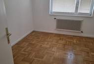 Erstbezug nach Sanierung, 3-Zimmer-Wohnung im Zentrum von Wiener Neustadt mit KFZ Stellplatz um 920 € Miete!