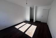 "Wohnung mit Balkon und Parkplatz"