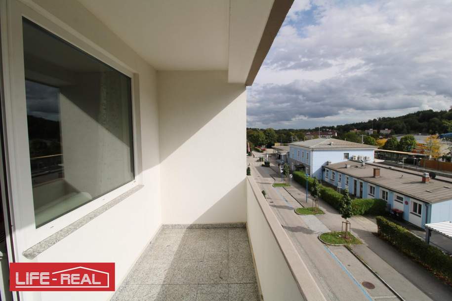 Gemütliche Thermen - Wohnung in Bad Schallerbach inkl. Einzelgarage - sofort bezugsbereit, Wohnung-kauf, 147.000,€, 4701 Grieskirchen