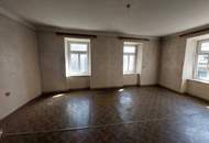 Bestandfreies Geschäftshaus mit Wohnmöglichkeit im historischen Zentrum von Hainburg!