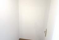 Nähe Augarten und Donauinsel! Schönes 2-Zimmer DG, 1200!